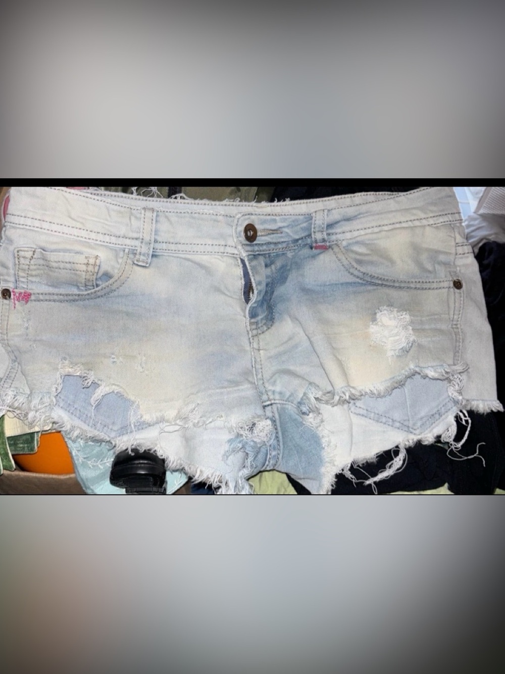 Light Wash Women’s Denim Jean Shorts - Casual Frayed Hem